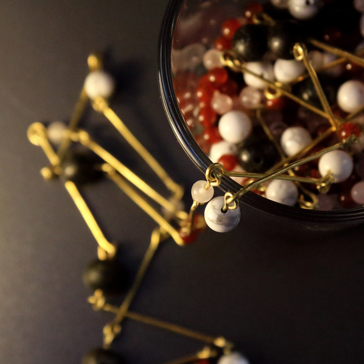 DOTS | ottone | corniola | aulite | quarzo rosa | diaspro verde